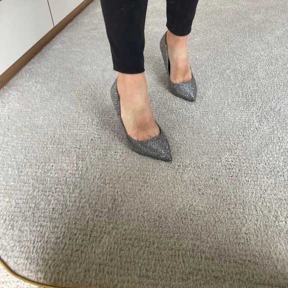 Steve Madden Sparkly Pumps - Picture 2 of 4